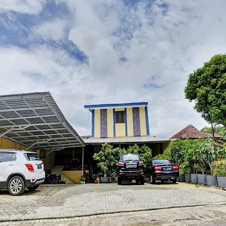 Hotel O Btc Guest House Syariah-2